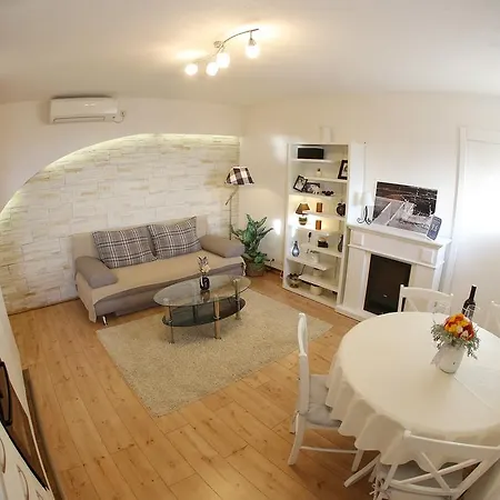 Mary's Place Apartment Zadar